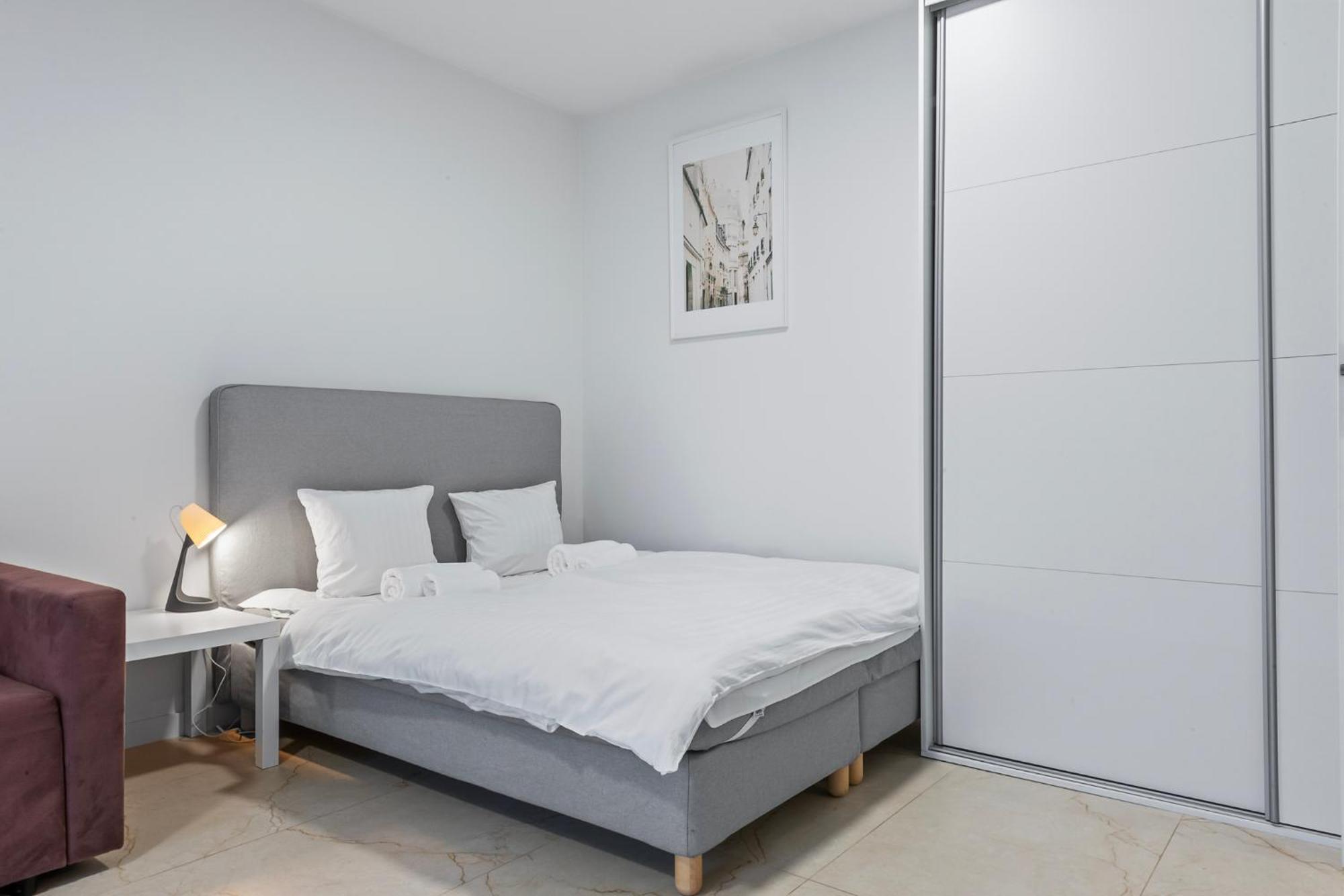 Rentplanet - Na Pradze Warszawa